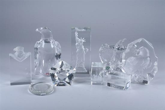 NINE PIECES AMERICAN PATRIOTIC-THEMED CRYSTAL AND GLASS. - 8 1/2 in. high,