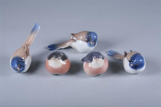 FIVE SMALL DANISH PORCELAIN BIRDS. - 2 1/2 in. high, largest.