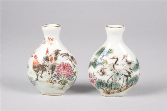 PAIR CHINESE FAMILLE ROSE PORCELAIN MINIATURE VASES, 19th century. - 2 1/4