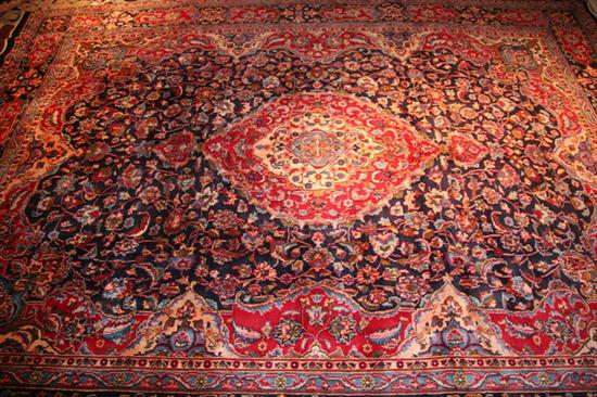 HASHAD RUG. - 9 ft. 7 in. x 12 ft. 4 in.